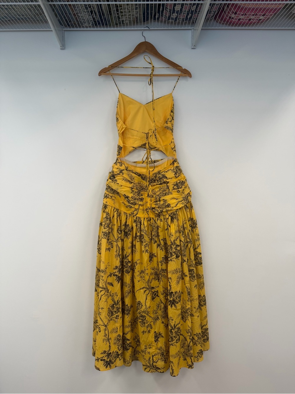 Carolina Herrera Yellow Floral Cutout Maxi - Picture 3 of 7